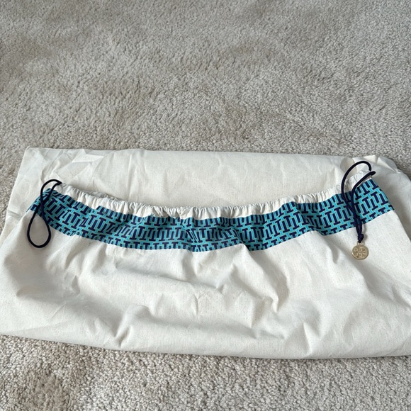 Tory Burch York Tote - Picture 9 of 9